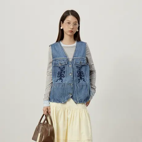omont蛋挞家 复古水洗刺绣牛仔马甲2025春季百搭休闲率性叠穿外套商品大图
