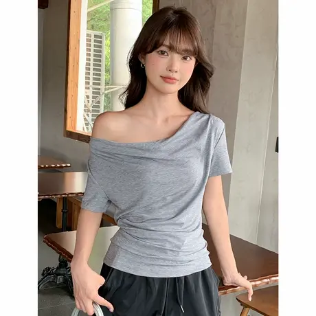 尔给T恤2025年夏季新款短袖百搭设计感斜肩辣妹上衣图片