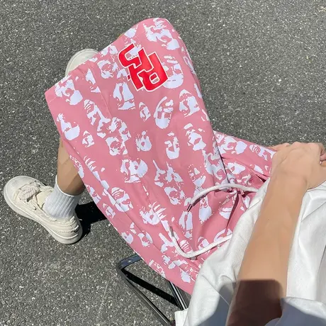 美式ins夏季沙滩裤男满印冰丝短裤宽松情侣休闲速干情侣五分裤子图片