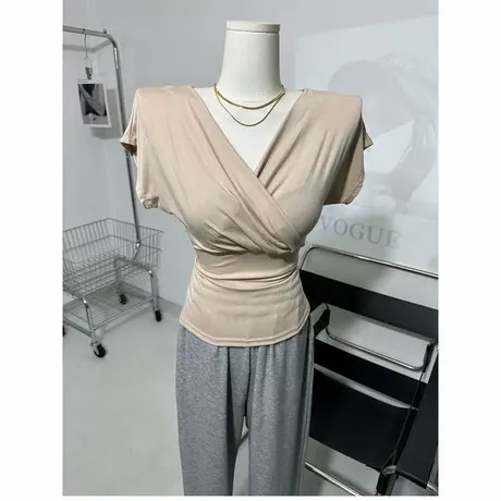 气质出众～ 交叉V领褶皱短袖T恤修身上衣夏季新款图片