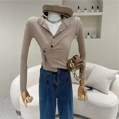 2022ins超火上衣长袖短款T恤女春季新款气质不规则收腰系扣打底衫图片