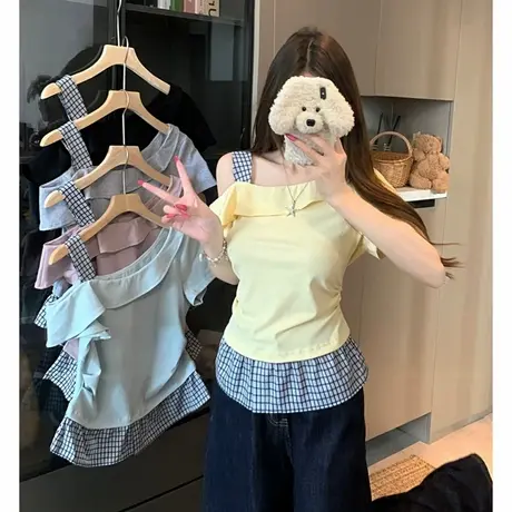 韩系穿搭拼接格子露肩上衣女夏季不规则假两件短袖T恤大码微胖mm图片
