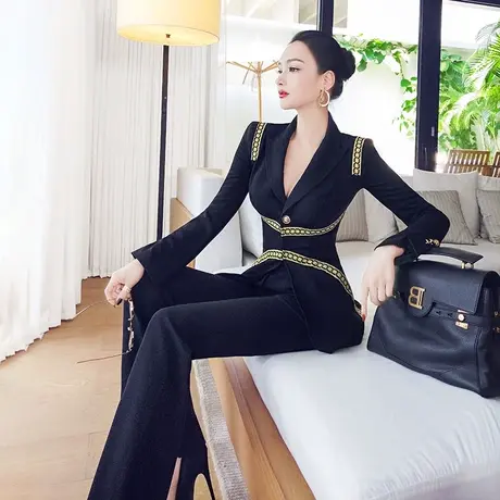 VJE秋季帅气英伦风职业套装新款气质西服外套喇叭裤两件套图片