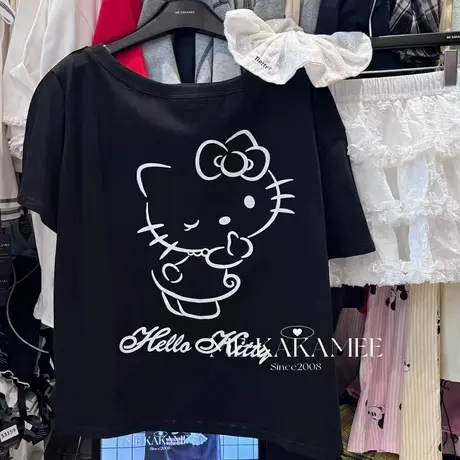 韩国东大门2025夏季新款减龄黑色斜肩短袖t恤女kt猫宽松露肩上衣商品大图