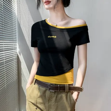 斜肩夏日短袖T恤女2025夏季修身独特露肩字母刺绣假两件拼色上衣图片