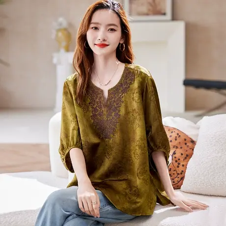 宝诗黎V领宽松刺绣提花上衣2025夏季气质休闲百搭新中式小衫女装图片