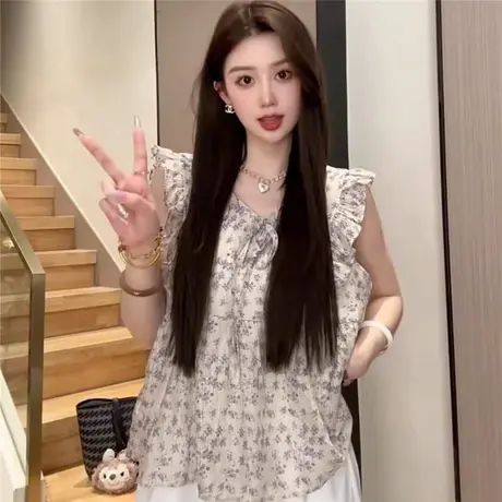 法式碎花小飞袖衬衫女上衣2025夏季新款轻薄V领短袖独特漂亮小衫商品大图