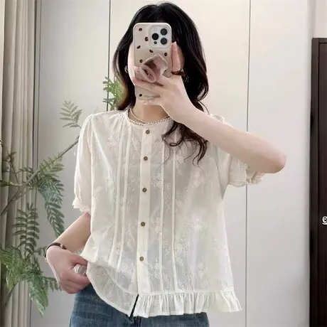 甜美洋气木耳边圆领蕾丝花边短袖衬衫女2025夏季新款泡泡袖小衫潮图片