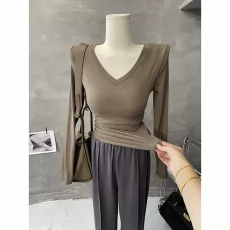 显白豆绿色～辣妹纯欲Ｖ领长袖t恤女短款上衣内搭紧身褶皱打底衫图片
