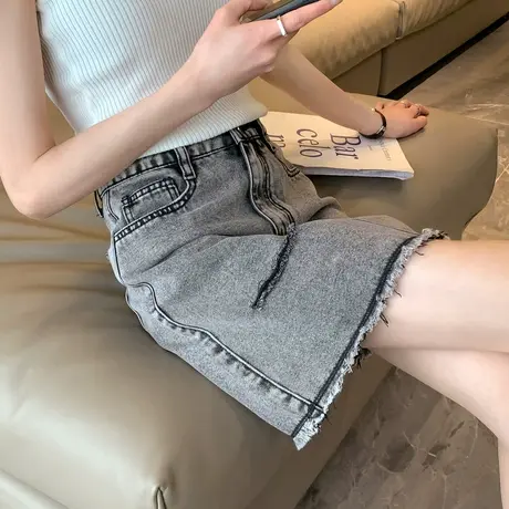 唐狮半身裙女2022春新款显瘦百搭破洞毛边牛仔短裙小个子a字裙图片