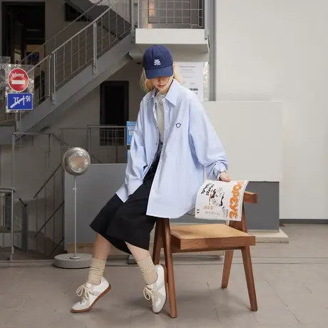 美式复古细条纹印花衬衫女春秋2025新款潮牌长袖上衣宽松百搭衬衣图片