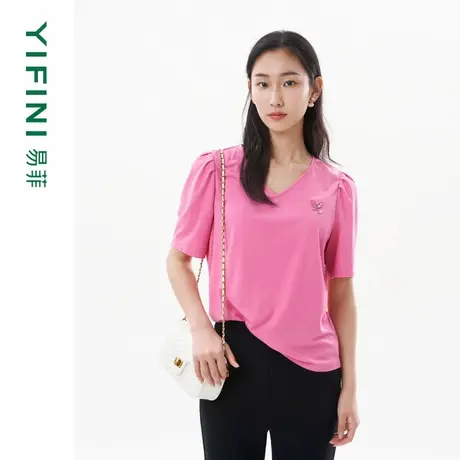 [专柜同款]Yifini/易菲V领宽松绣花钉珠时尚T恤女夏装新款图片