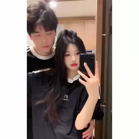 情侣款夏装短袖2025新款复古三条杠T恤oversize宽松大版纯棉上衣商品大图