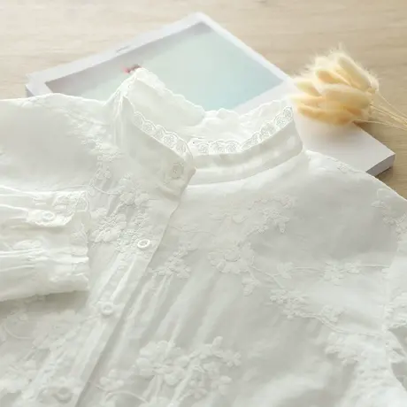 春秋季文艺小清新蕾丝花边立领刺绣钩花长袖白衬衫女宽松打底上衣商品大图