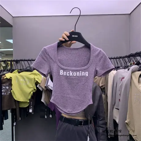 立体字母方领下摆弧度短款修身T恤女2024春夏新款弹力修身辣妹t潮商品大图