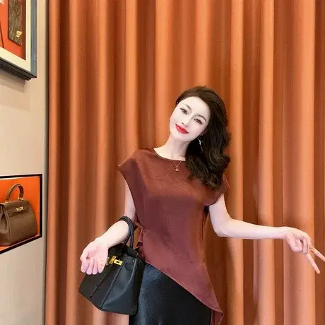 不规则醋酸缎面小衫女2025夏季新款宽松显瘦气质减龄短袖T恤上衣图片