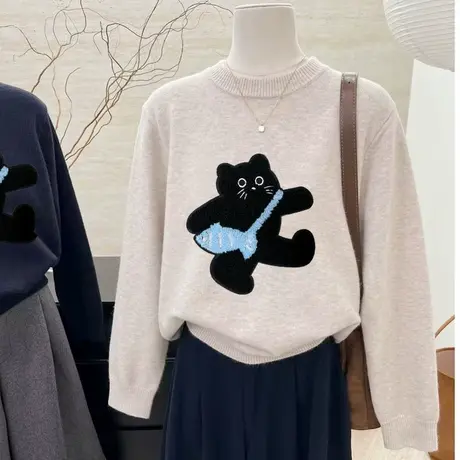 百搭慵懒风小猫刺绣毛衣打底衫女秋冬加厚内搭圆领套头宽松针织衫商品大图