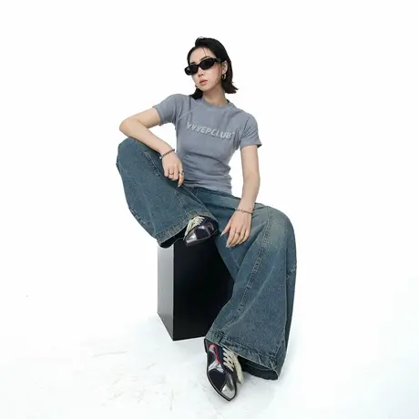 2025新款夏季潮牌发泡印花短款T恤短袖女街头辣妹风显瘦半袖上衣图片