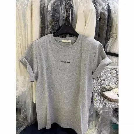 韩国东大门2025夏季新款灰色百搭宽松圆领垫肩字母印花短袖T恤女商品大图