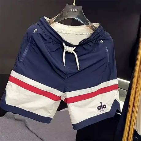 2025夏季新款男士休闲短裤时尚百搭条纹拼接运动五分裤男款沙滩裤图片