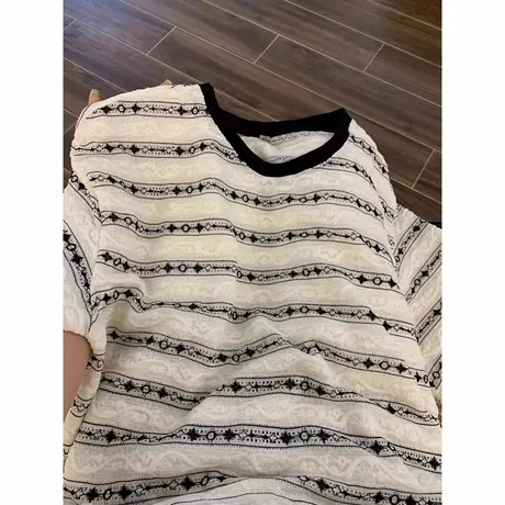 撞色条纹正肩短袖T恤女夏季韩版宽松大码打底衫内搭外穿半袖上衣图片