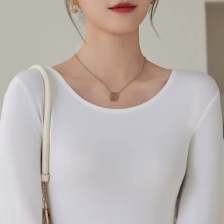 五公主圆领白色打底衫女春秋新款上衣简约纯色内搭百搭长袖T恤薄图片