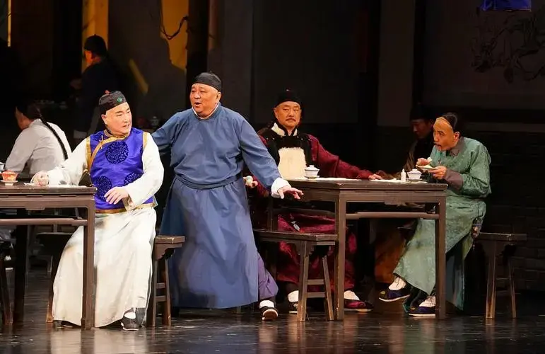 尤其《茶馆》更是每次上演都一票难求
