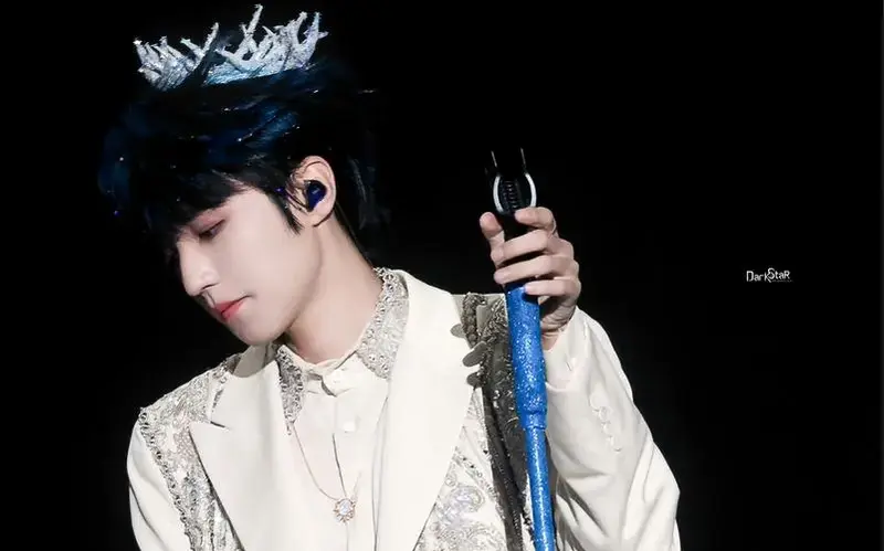 tfboys十周年「灯火」