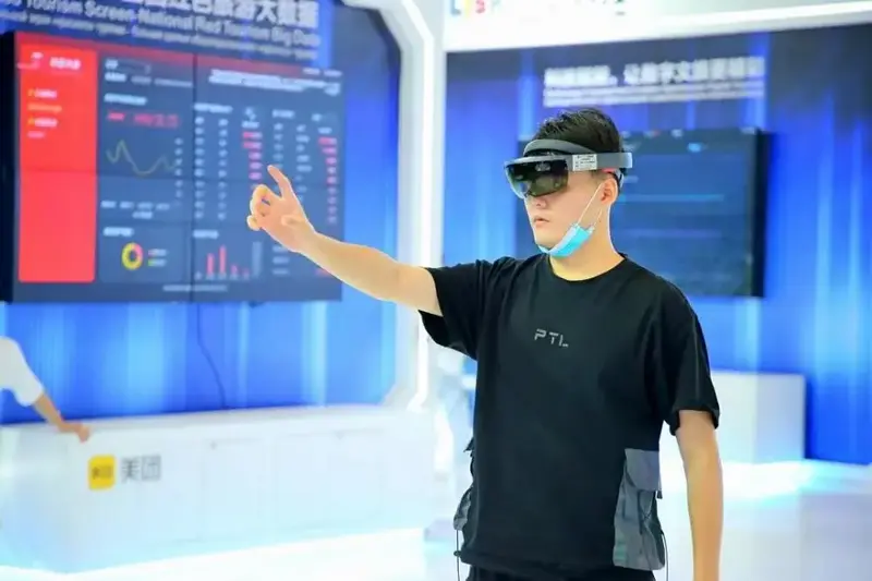 沉浸式体验文旅黑科技中国上合组织数字经济合作展馆智慧旅游展厅惊艳