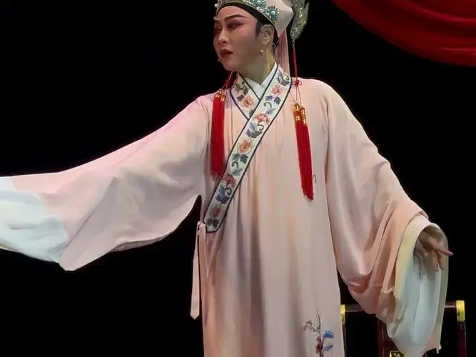 越剧《梁祝》片段12