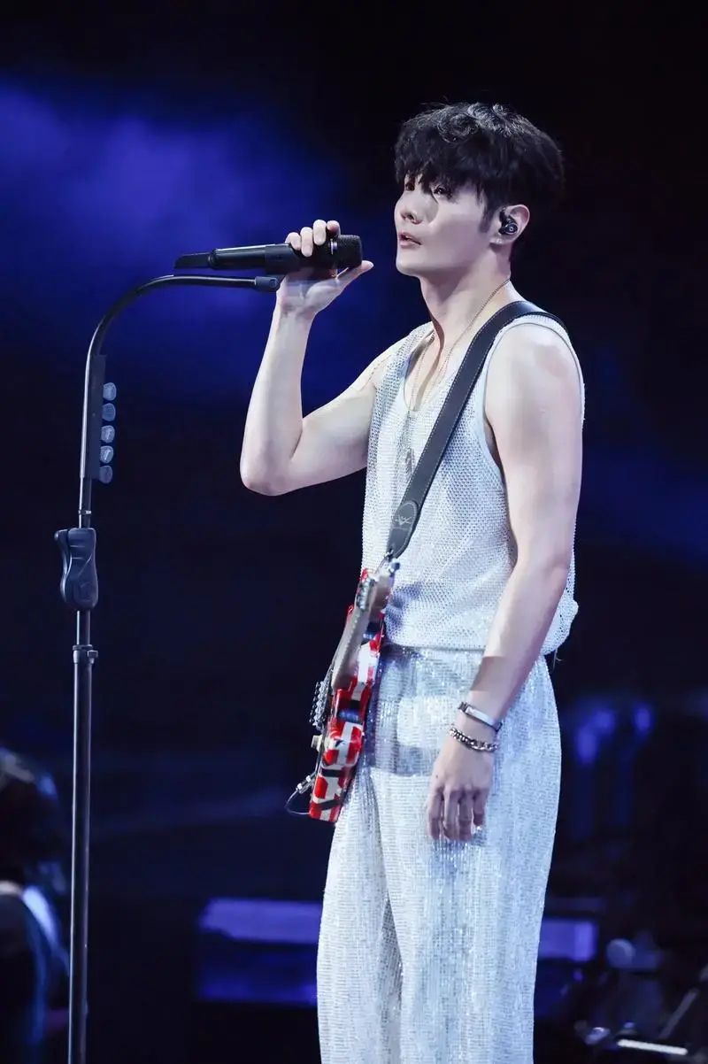 2024济南泉之声超级巨星演唱会,居然请到了李荣浩,杨宗纬, - 抖音