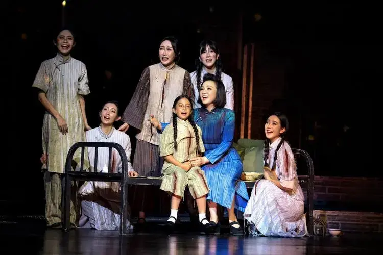 原创音乐剧《江姐》在渝震撼首演 经典唱段再现江姐芳华_红色_重庆