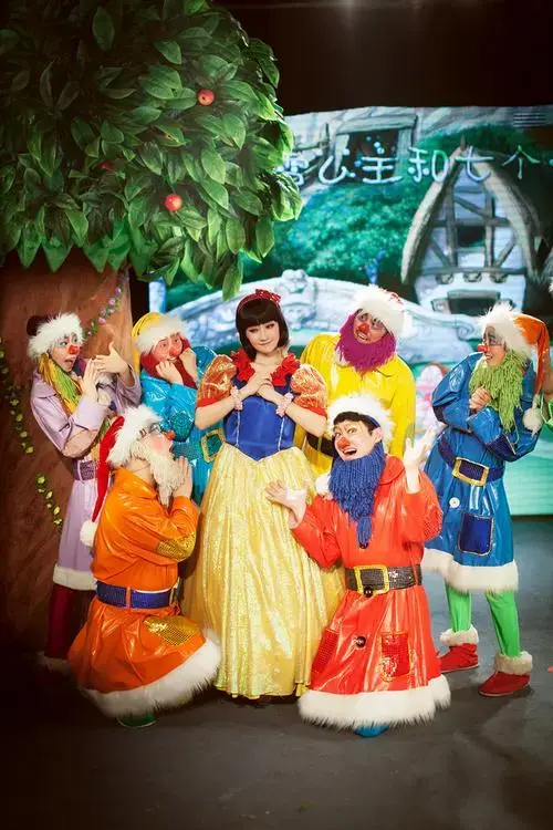 40元/人【1~11排】尊享价:67元/人经典儿童剧《白雪公主》欢乐上演5月