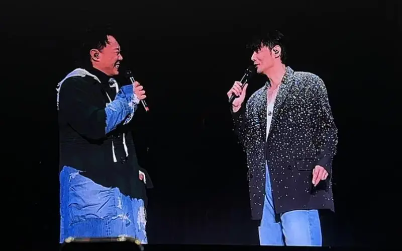 eason陈奕迅李荣浩合唱模特