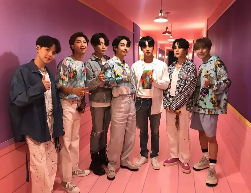 bts线上演唱会吸金1亿4000万,出道7周年全员已续约