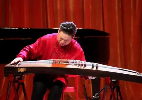 古筝大师王中山《筝声里的古诗雅韵--独奏音乐会》(南充2019.3.