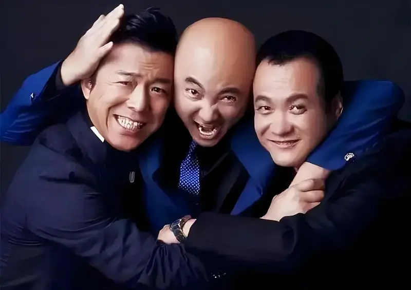 《疯狂的石头》是宁浩导演的一部黑色喜剧,于2006年6月30日在中国大陆