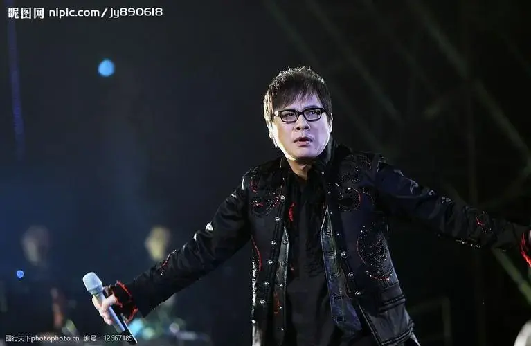纵贯线演唱会明星罗大佑图片