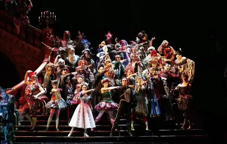 《剧院魅影》与《歌剧魅影》的奇妙缘分 🎭