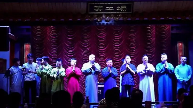 这是一群挚爱相声的年轻人_观众
