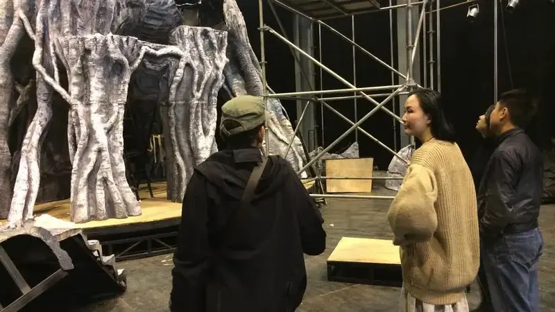 百老汇经典音乐剧中文版《森林诱惑》