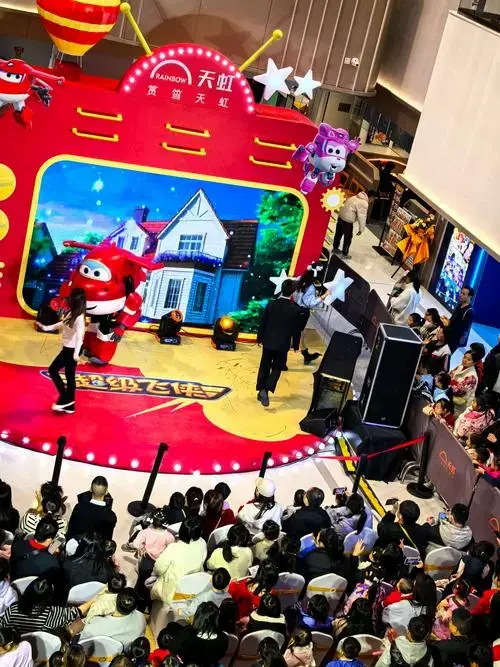 超级飞侠很受小朋友喜欢呢!\\n\\n
