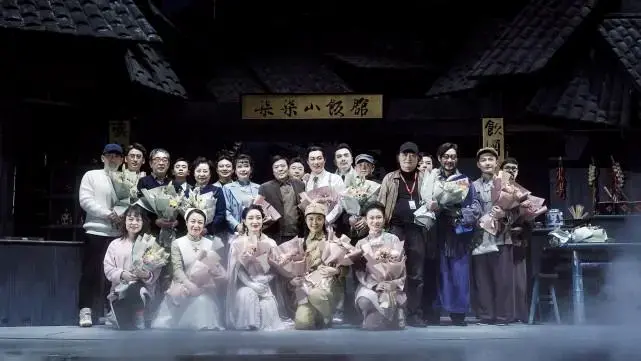 经典话剧《雾重庆》在京火爆开演 一票难求
