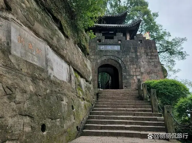 世界史的转折处,无悔华夏 在重庆的最后半天来到合州钓鱼城,不算出名