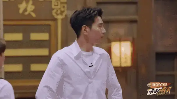 笑不活了,唐九洲与关晓彤默契背化学元素,秦霄贤表太超纲丨赢家