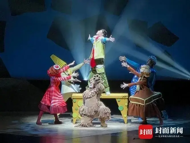 儿童剧《来自陌生月亮的信》成功首演
讲述一个关于梦想和勇气的故事