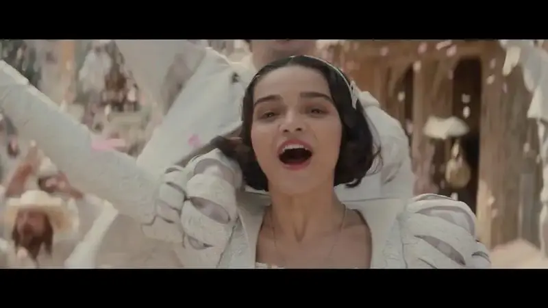 【真人版】《白雪公主》终极预告