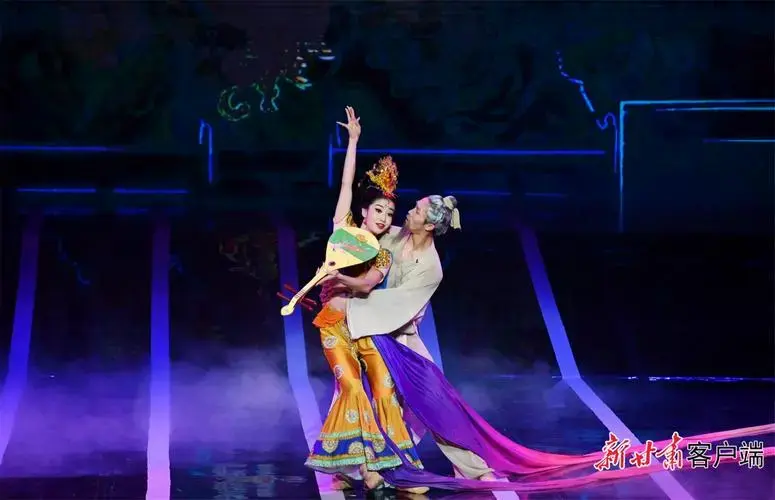 省歌舞剧院从乌鲁木齐,合肥演出《丝路花雨》归来后,正加紧排练,剧组