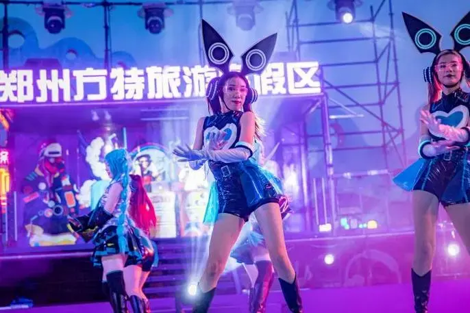 郑州方特清明门票预售开启 明星嘉宾开启春日惊喜