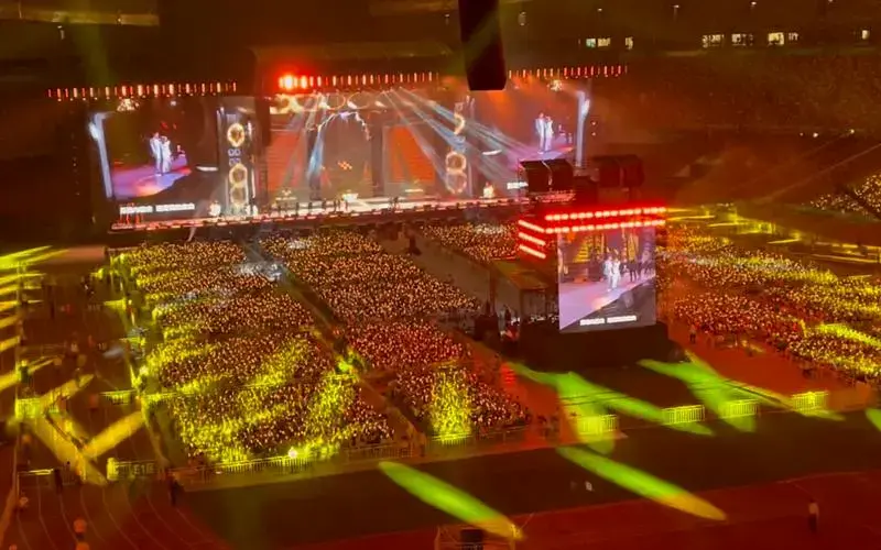 凤凰传奇2024鸟巢演唱会-自由自在